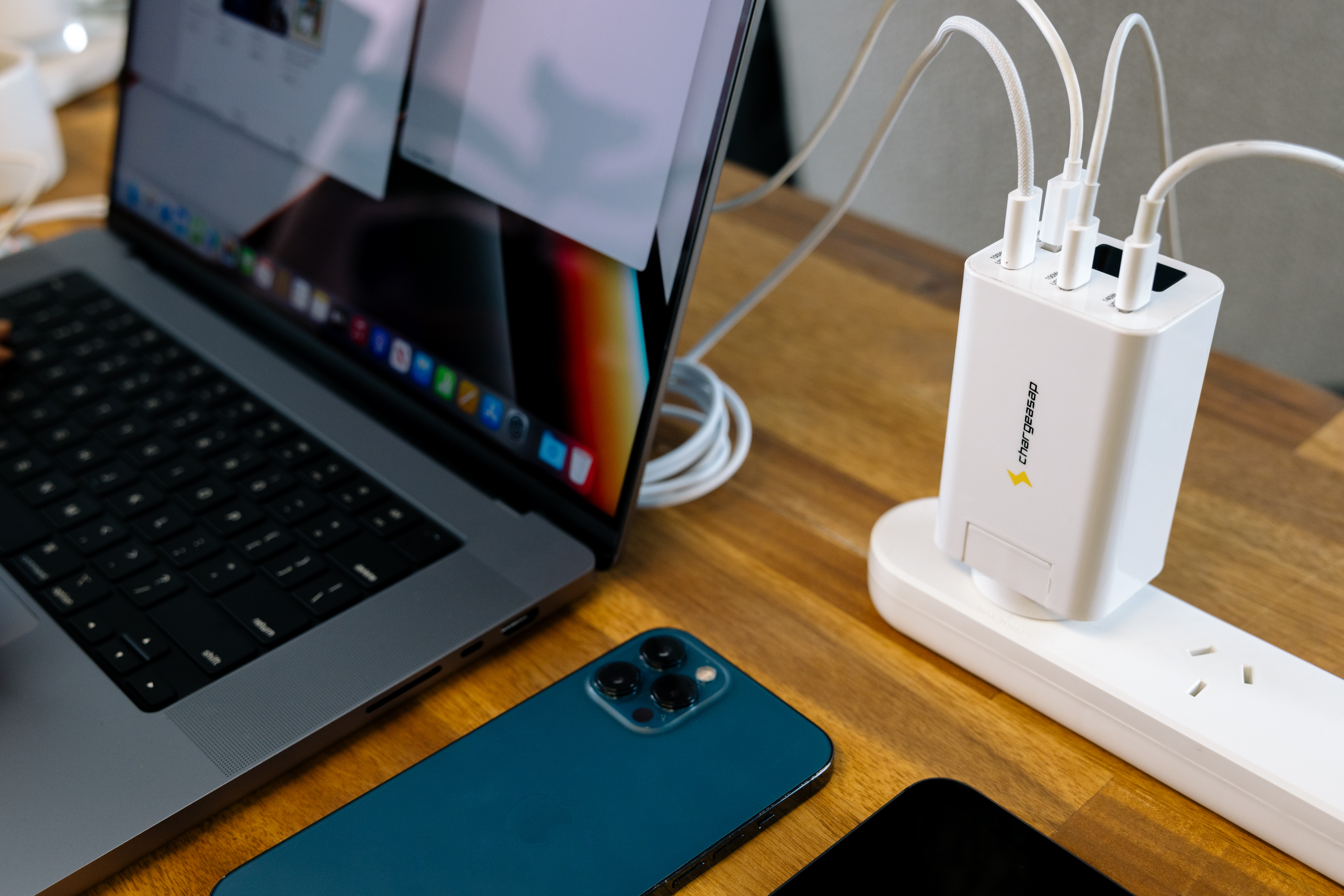ChargeASAP_Lifestyle_202201005-2650.jpg